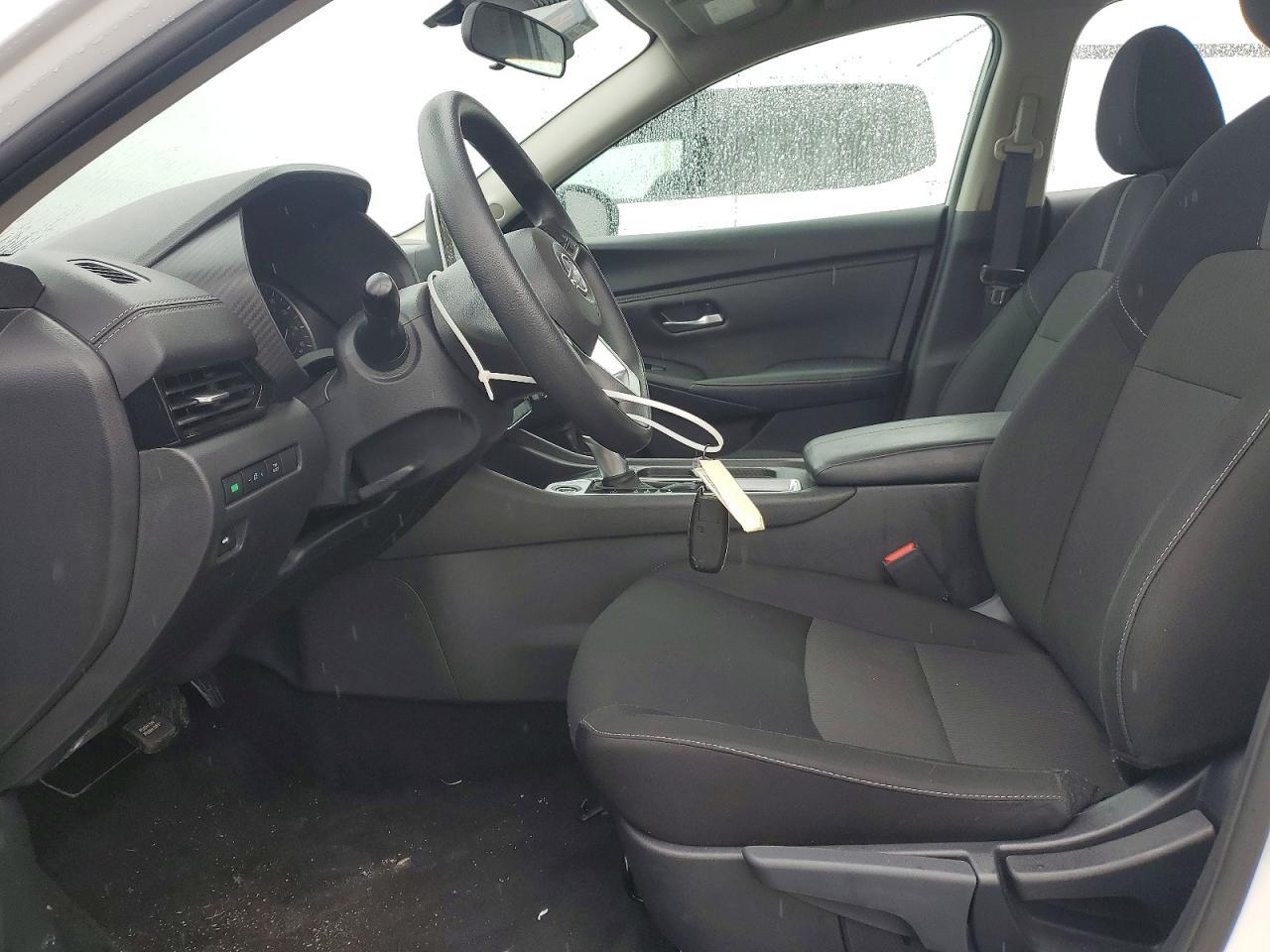 2025 Nissan Sentra Sv - zdjęcie 7