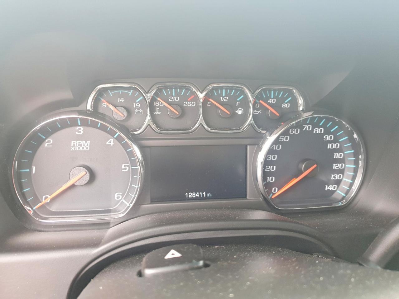 2020 Chevrolet Suburban K1500 Lt - zdjęcie 9