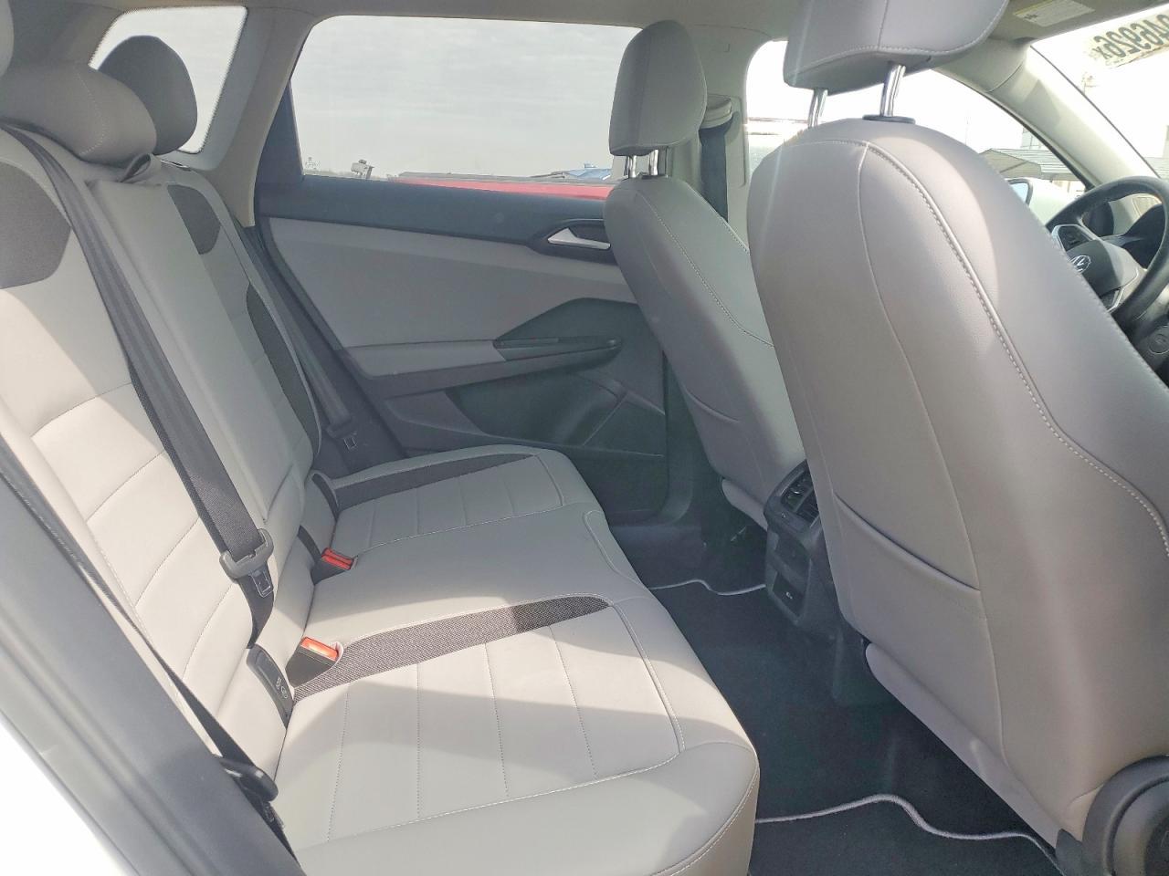 2022 Volkswagen Taos Se Iq Drive - zdjęcie 11