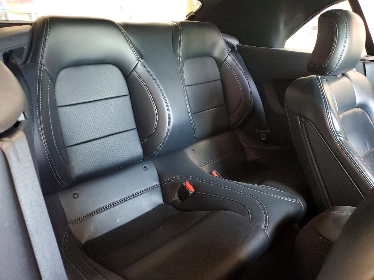 2024 Ford Mustang - zdjęcie 10