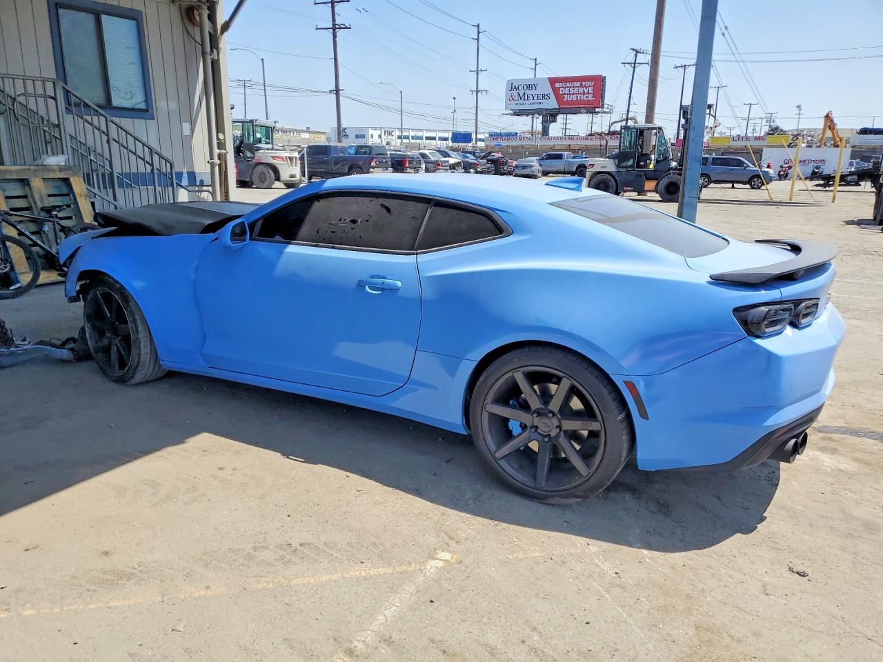2021 Chevrolet Camaro Lz - zdjęcie 2