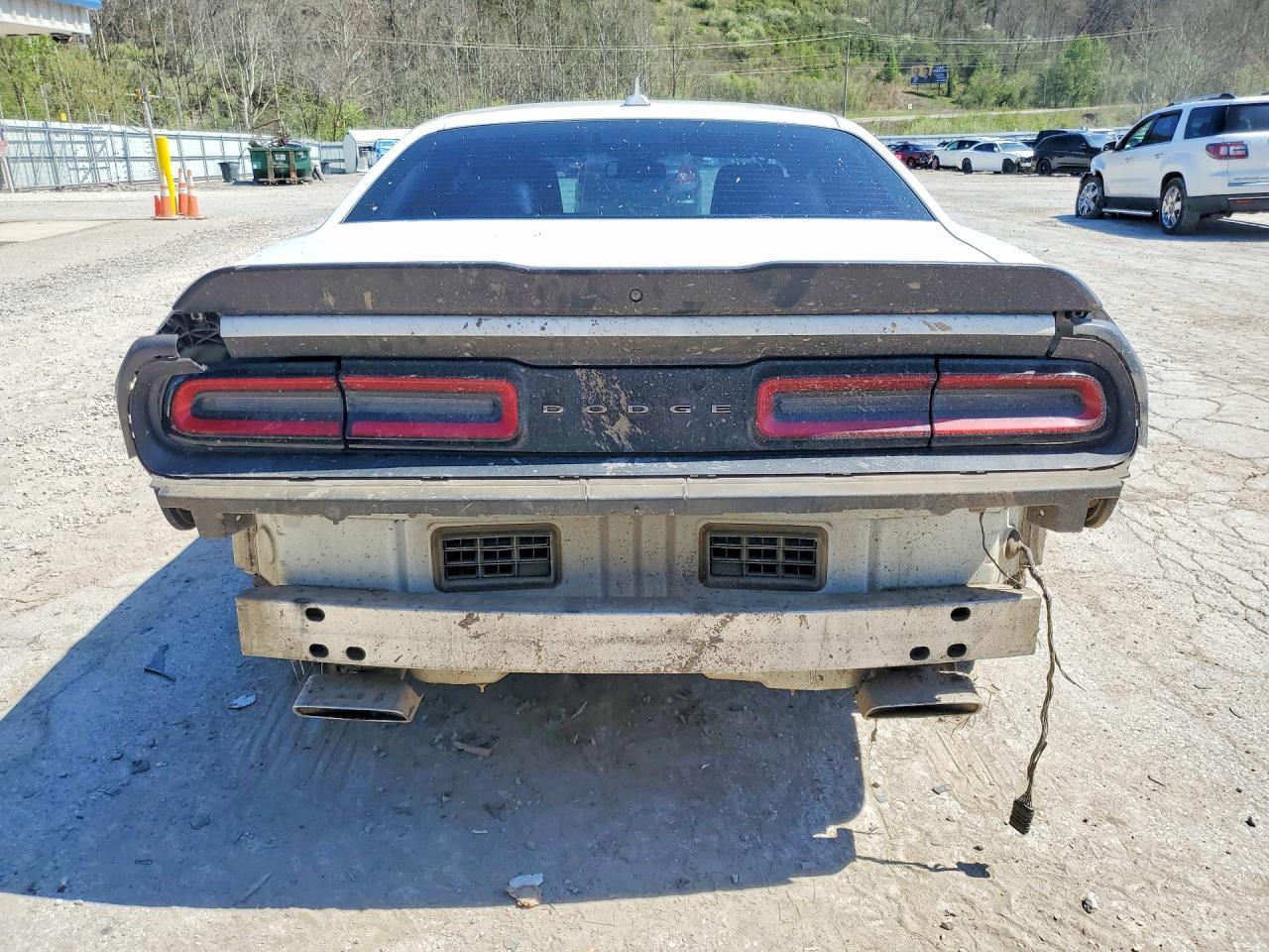 2015 Dodge Challenger R - zdjęcie 6