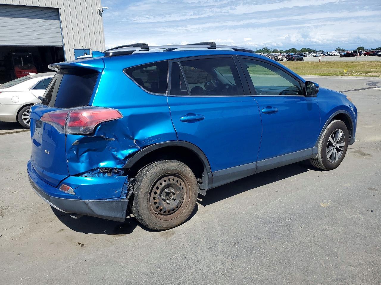 2016 Toyota Rav4 Xle - zdjęcie 3