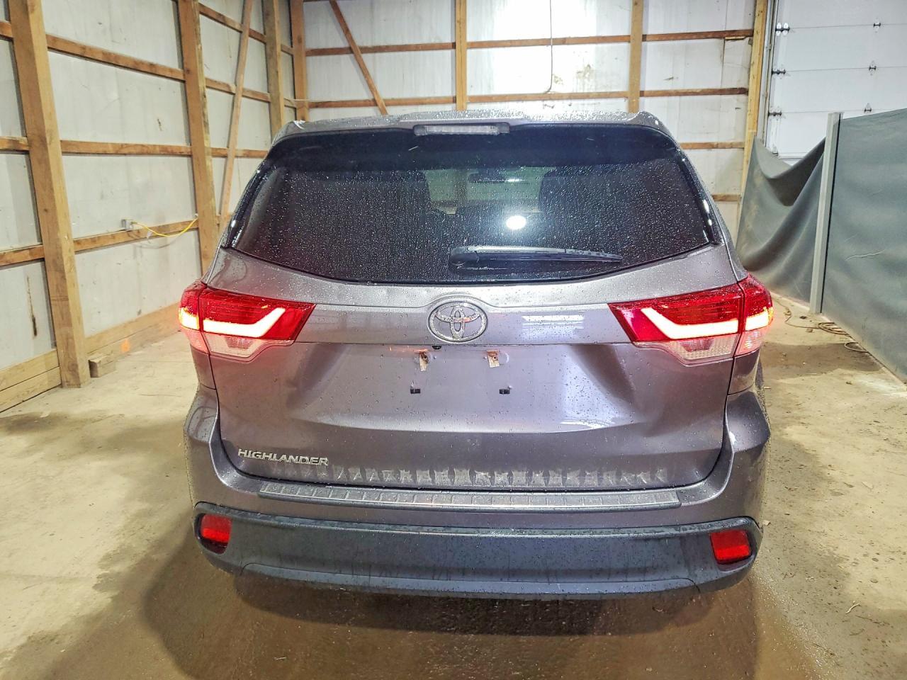 2019 Toyota Highlander Le - zdjęcie 6