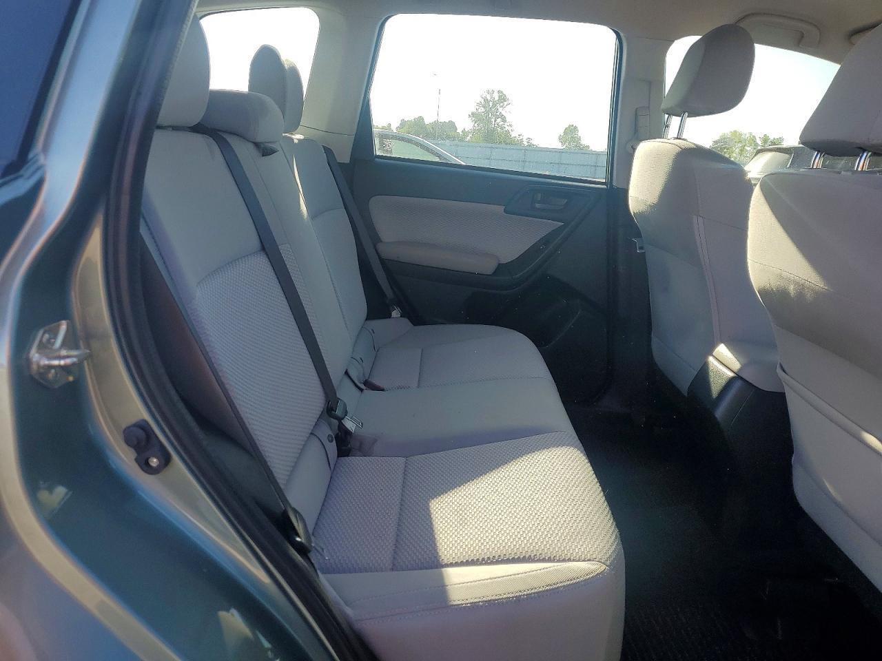 2017 Subaru Forester 2.5I - zdjęcie 11