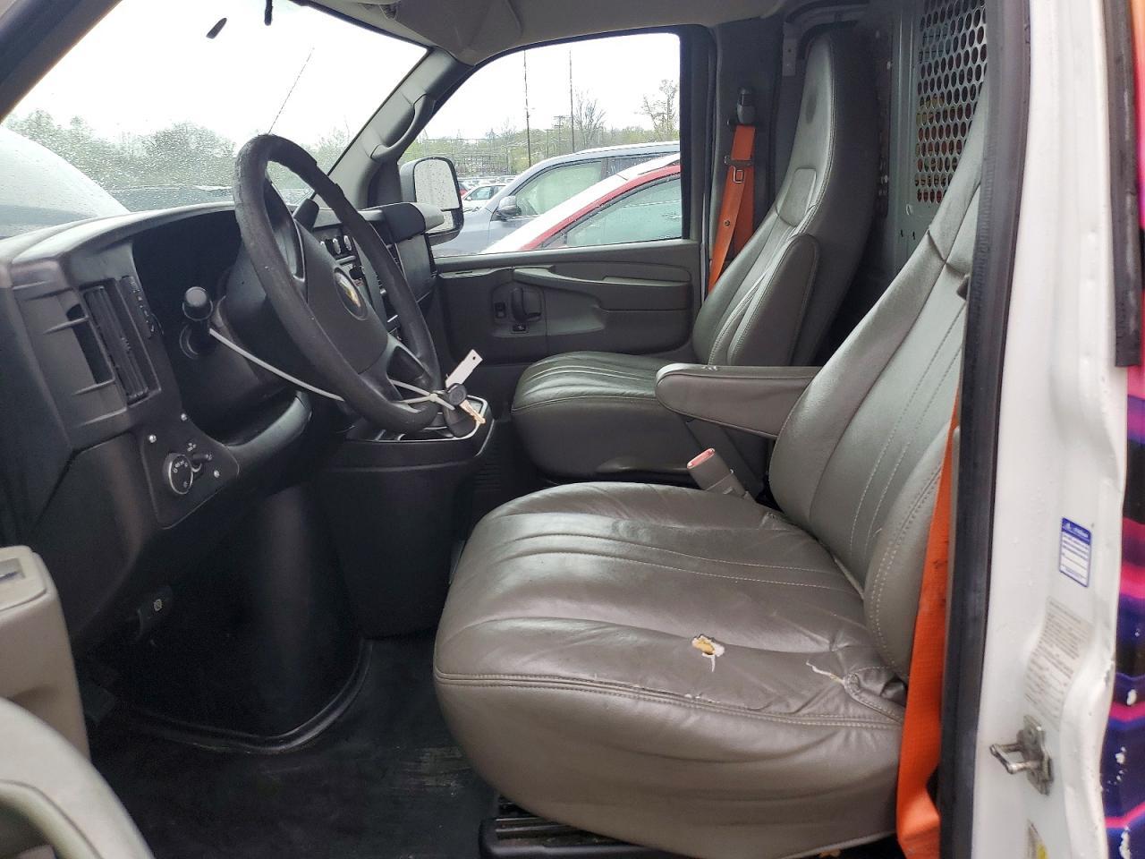 2014 Chevrolet Express G2500 Utility / Service Van - zdjęcie 7