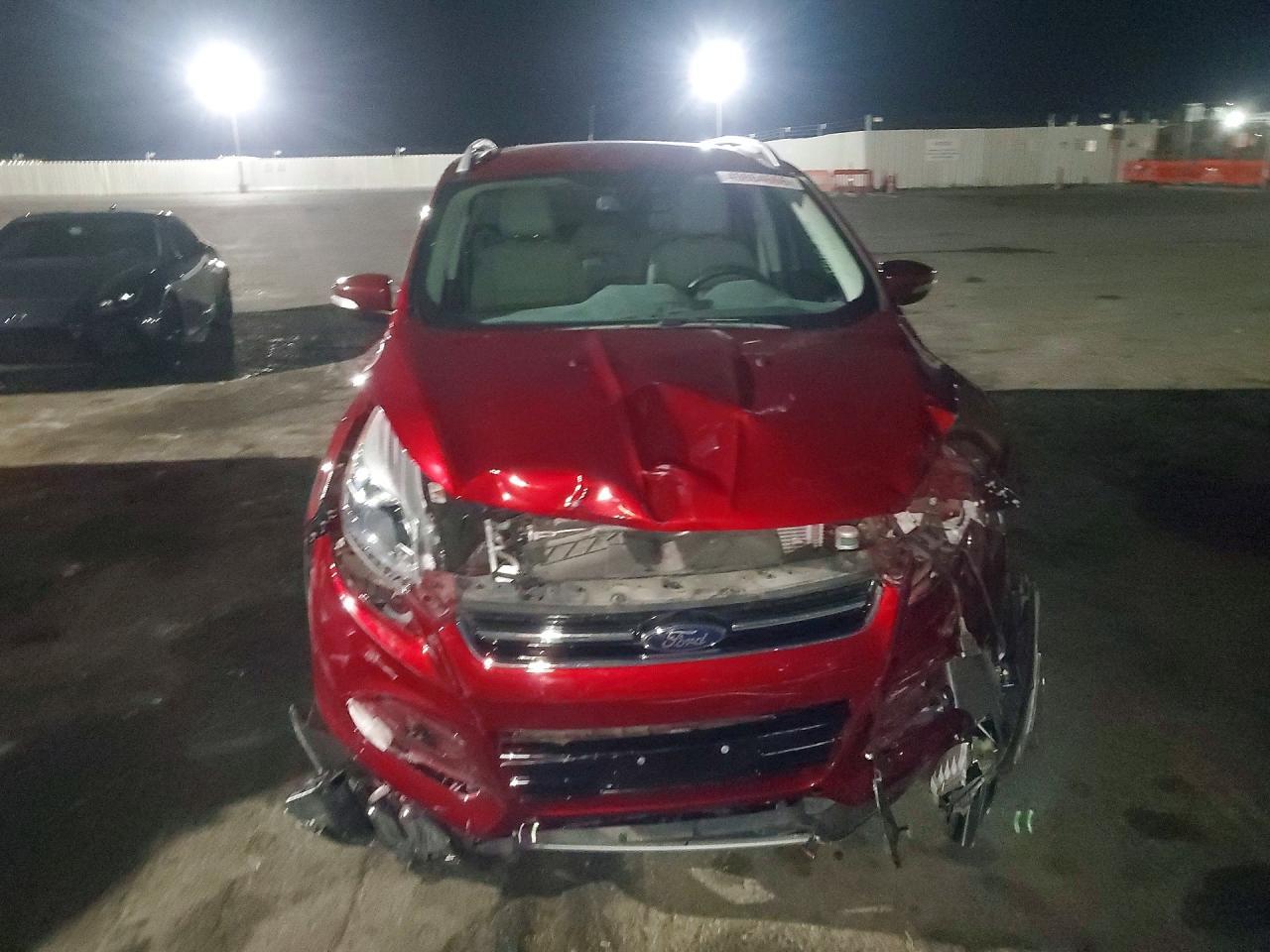 2016 Ford Escape Titanium - zdjęcie 5