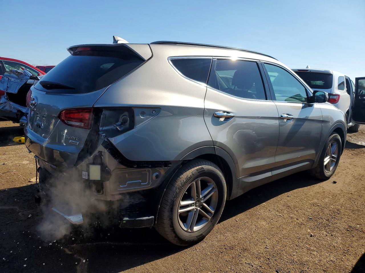 2017 Hyundai Santa Fe Sport 2.4L - zdjęcie 3
