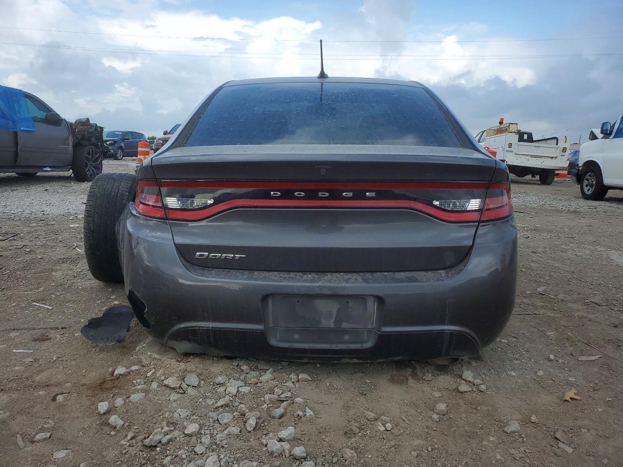 2016 Dodge Dart Sxt - zdjęcie 6