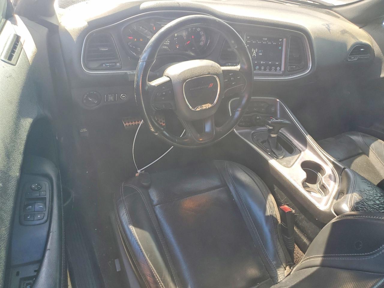 2017 Dodge Challenger Sxt - zdjęcie 8