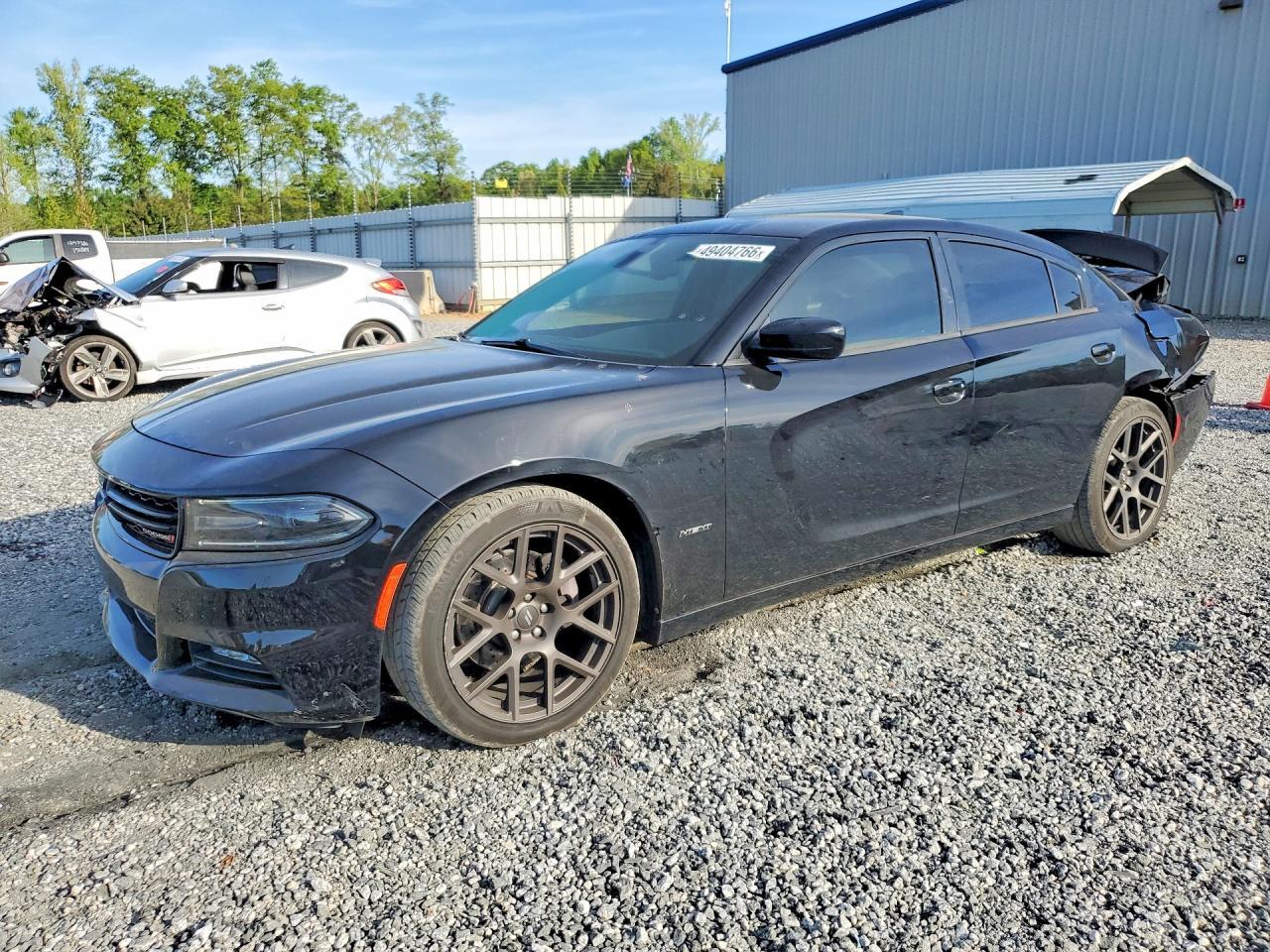 2018 Dodge Charger R - zdjęcie główne