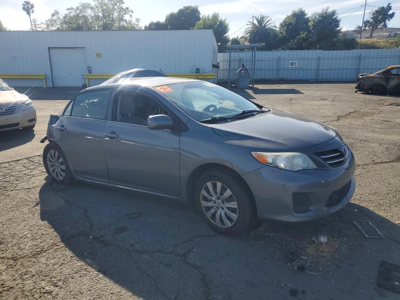 2013 Toyota Corolla Le - zdjęcie 4