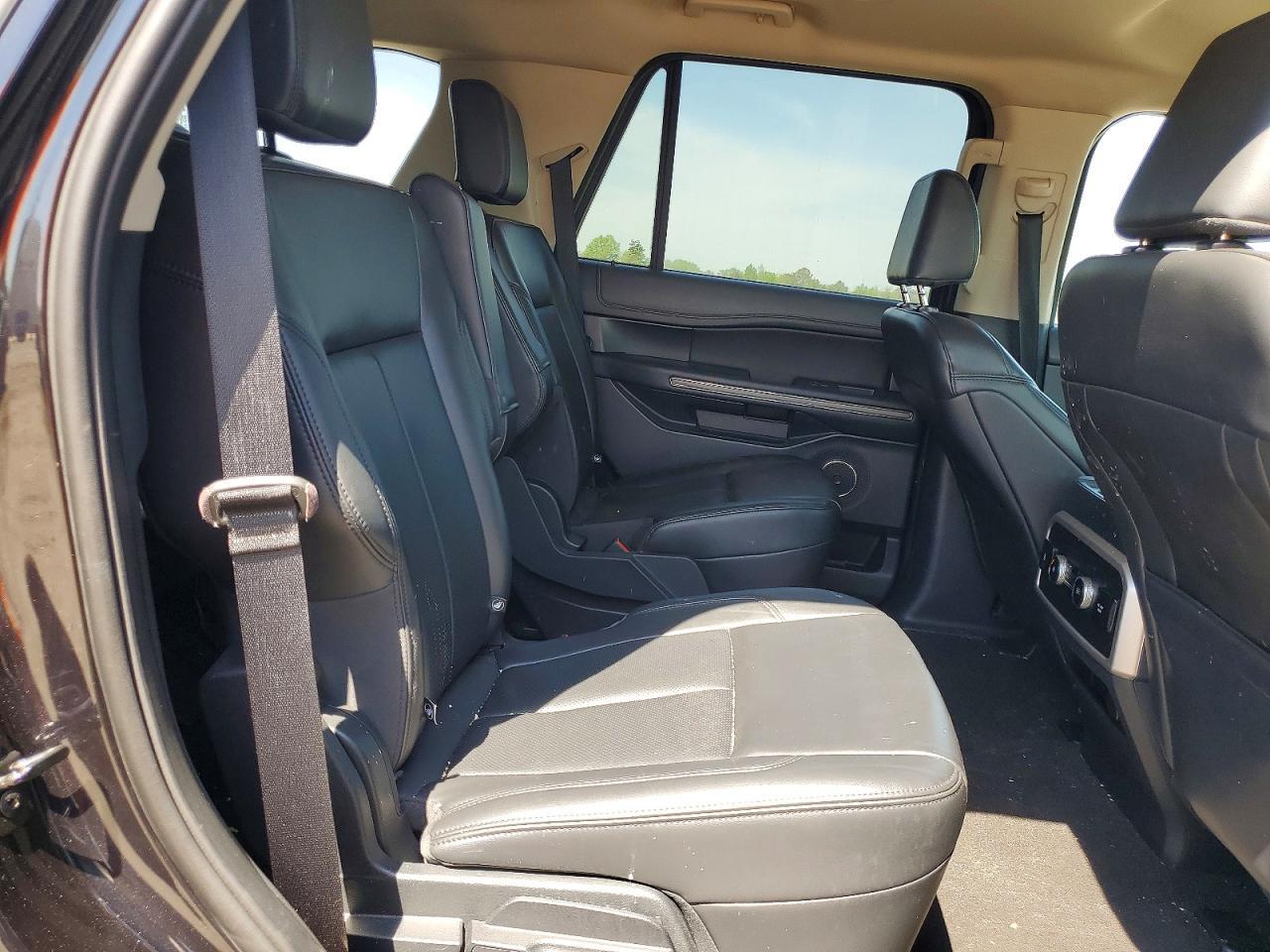 2024 Ford Expedition Xlt - zdjęcie 11