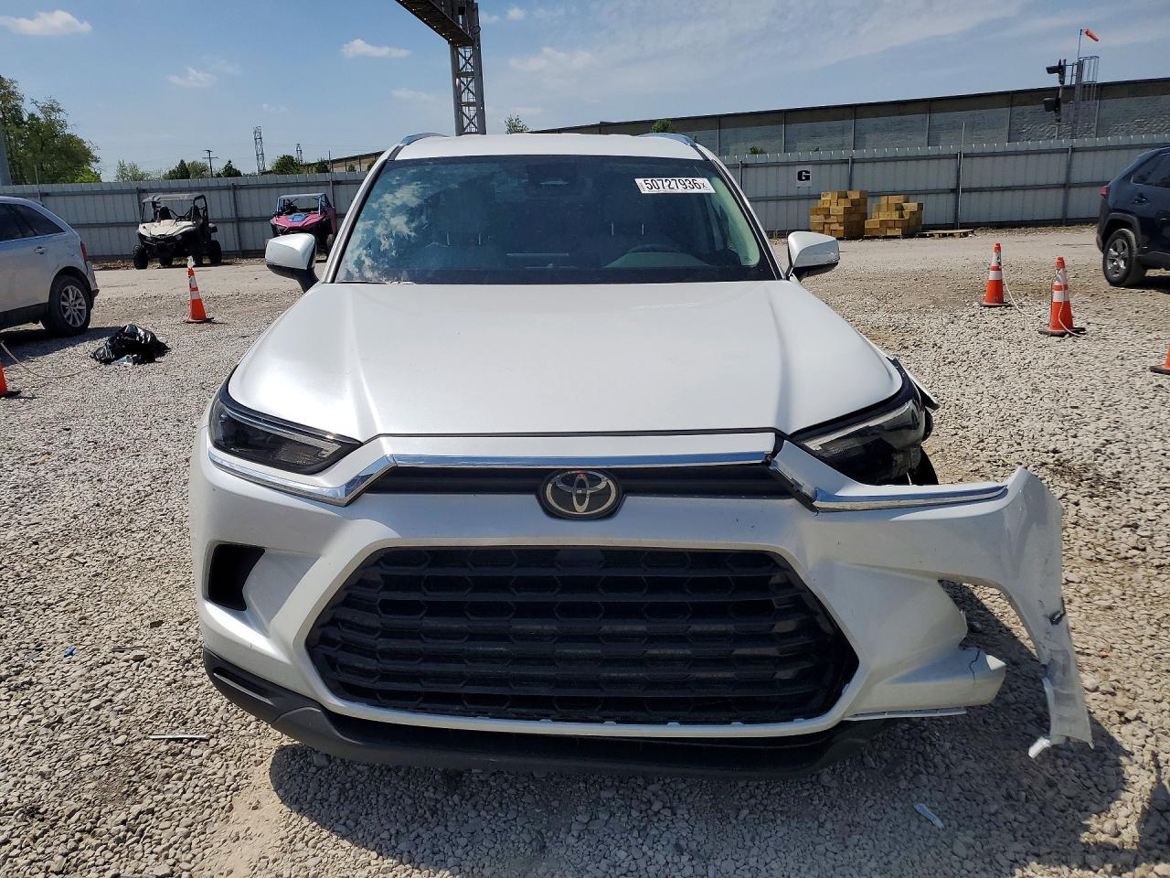 2026 Toyota Grand Highlander Xle - zdjęcie 5