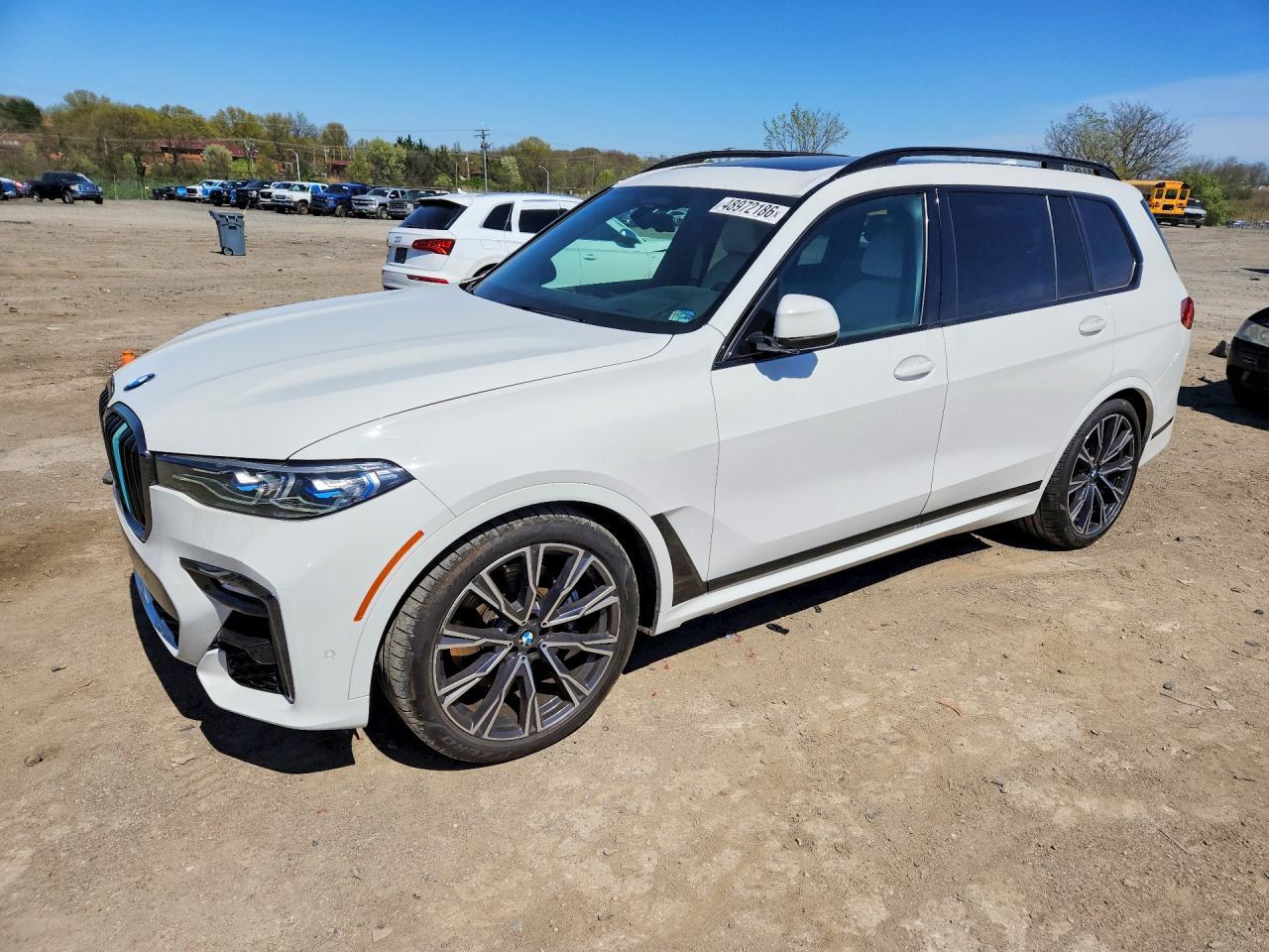 2020 BMW X7 M50I - zdjęcie główne