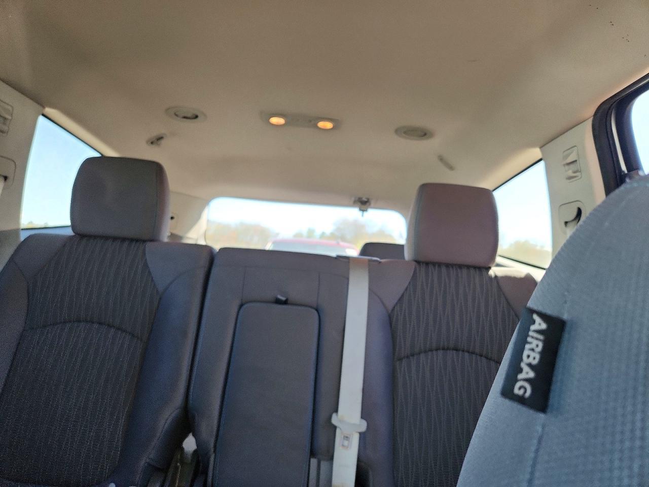 2016 Chevrolet Traverse Ls - zdjęcie 10