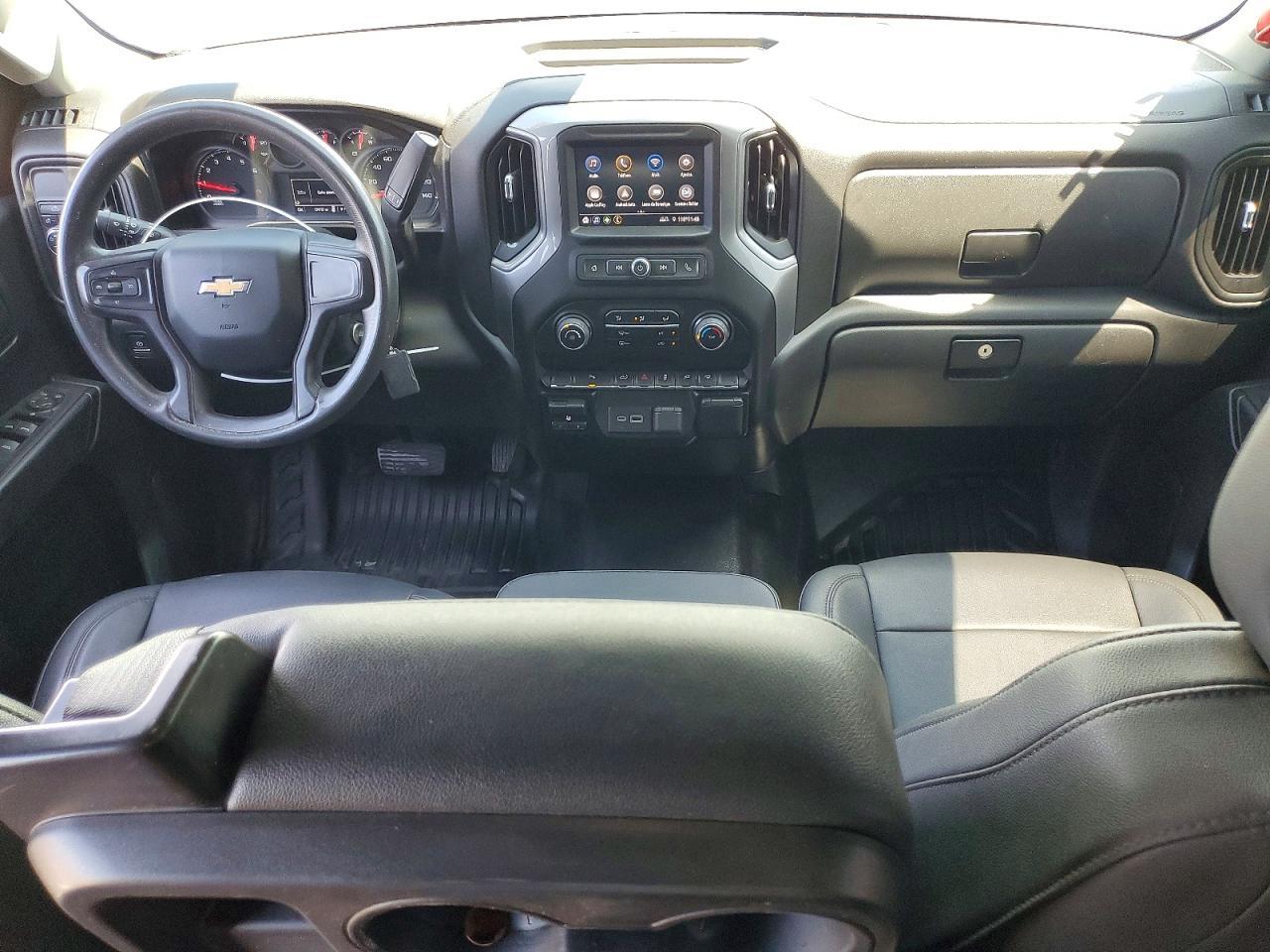2021 Chevrolet Silverado C1500 - zdjęcie 8