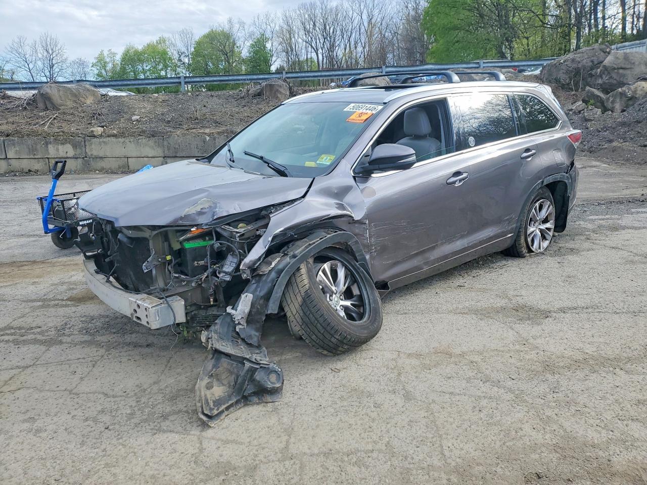 2015 Toyota Highlander Xle - zdjęcie główne