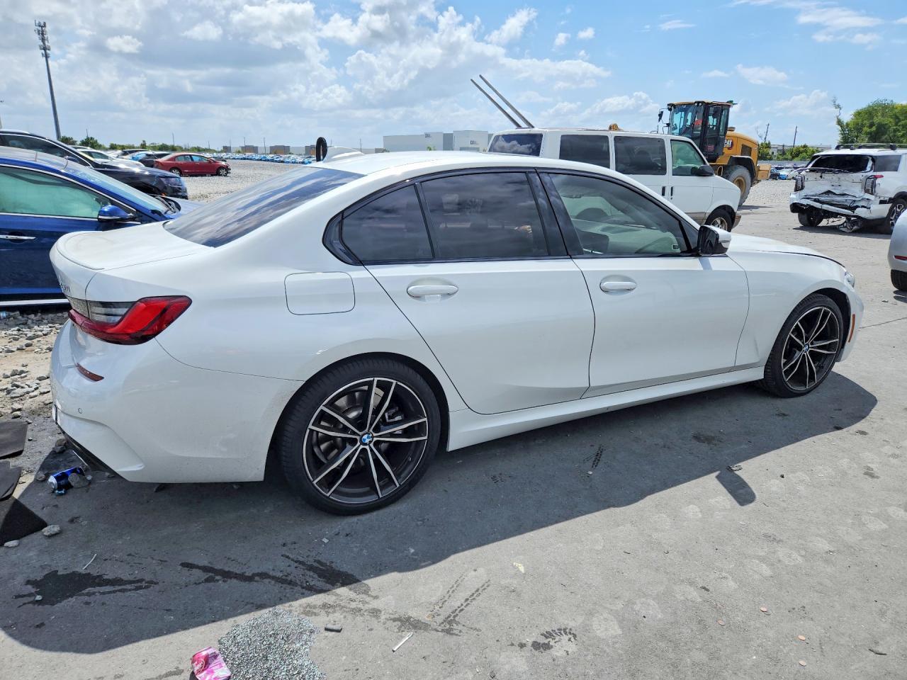BMW Seria 3 - zdjęcie 3