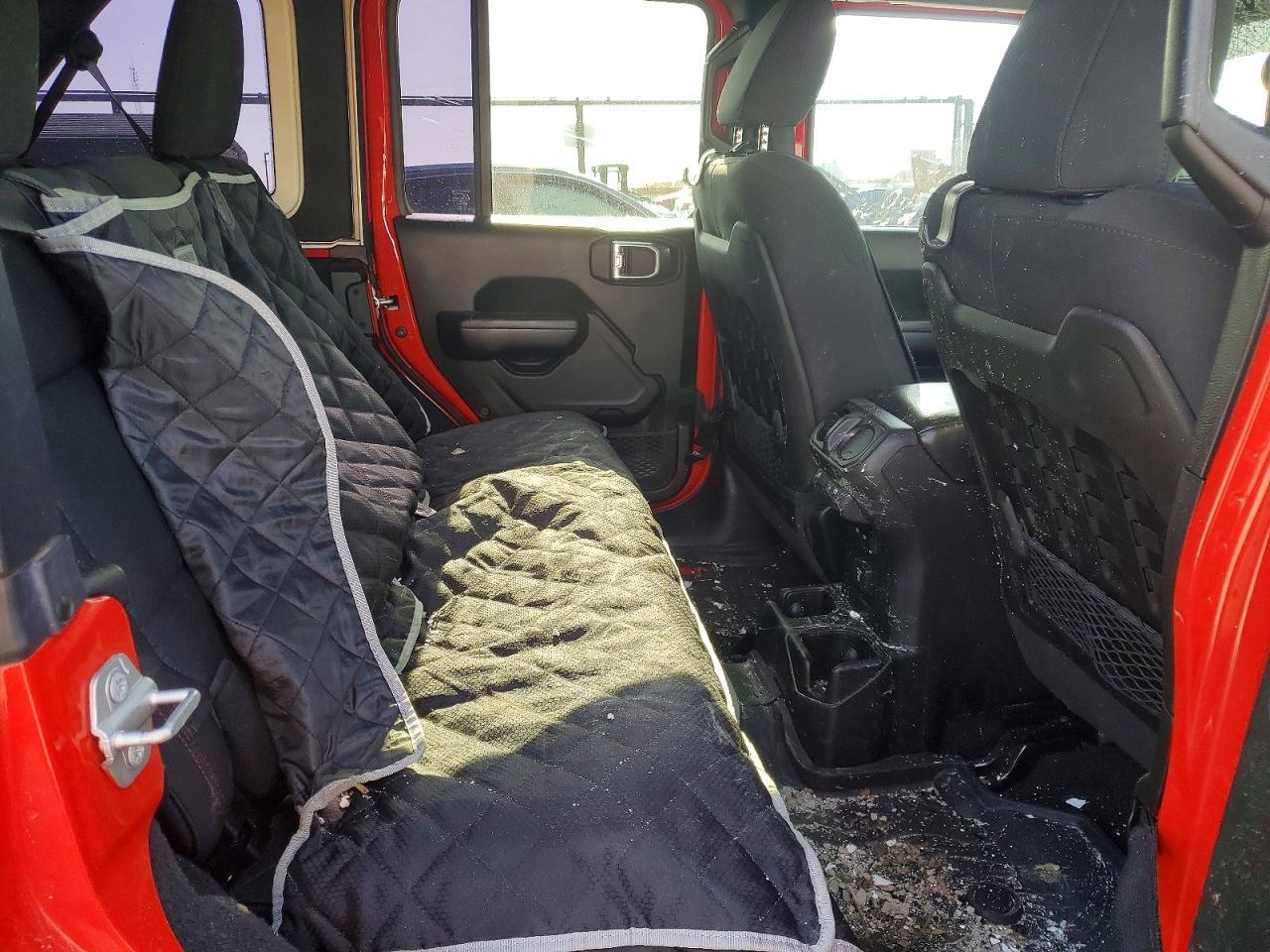 2021 Jeep Wrangler Unlimited Rubicon - zdjęcie 10