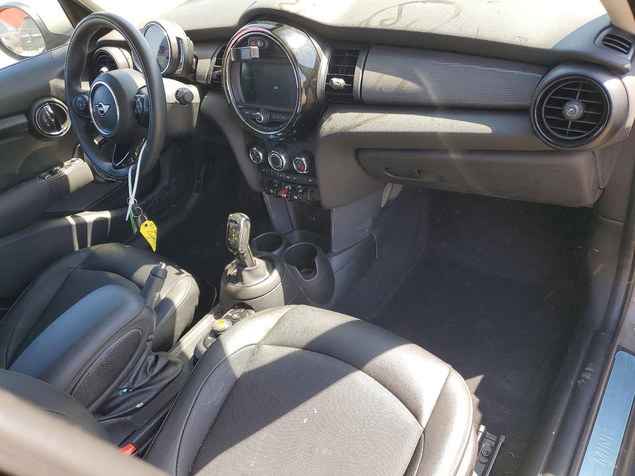 2021 Mini Hardtop Cooper - zdjęcie 8