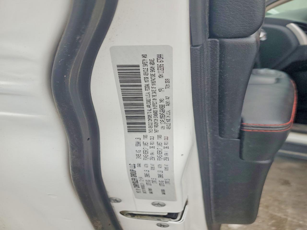 2015 Jeep Cherokee Trailhawk - zdjęcie 12