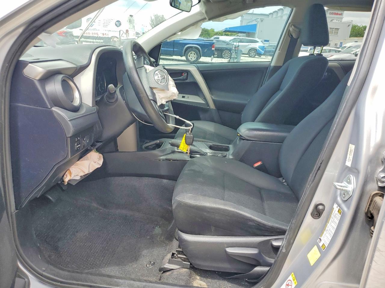 2017 Toyota Rav4 Le - zdjęcie 7