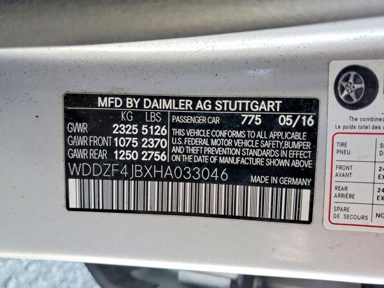 2017 Mercedes-Benz E 300 - zdjęcie 12