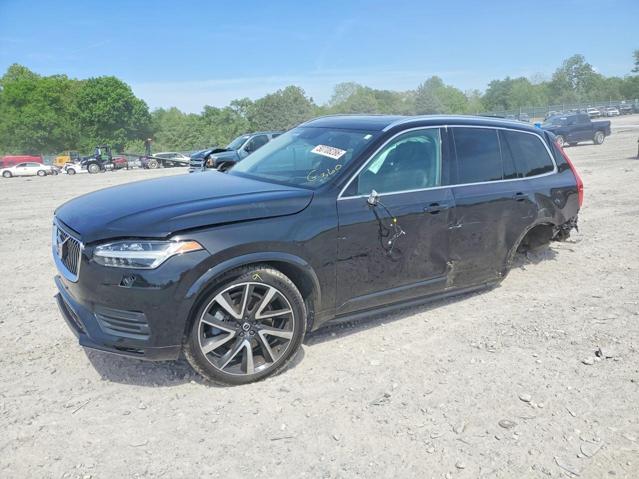 2020 Volvo Xc90 T6 Momentum - zdjęcie główne