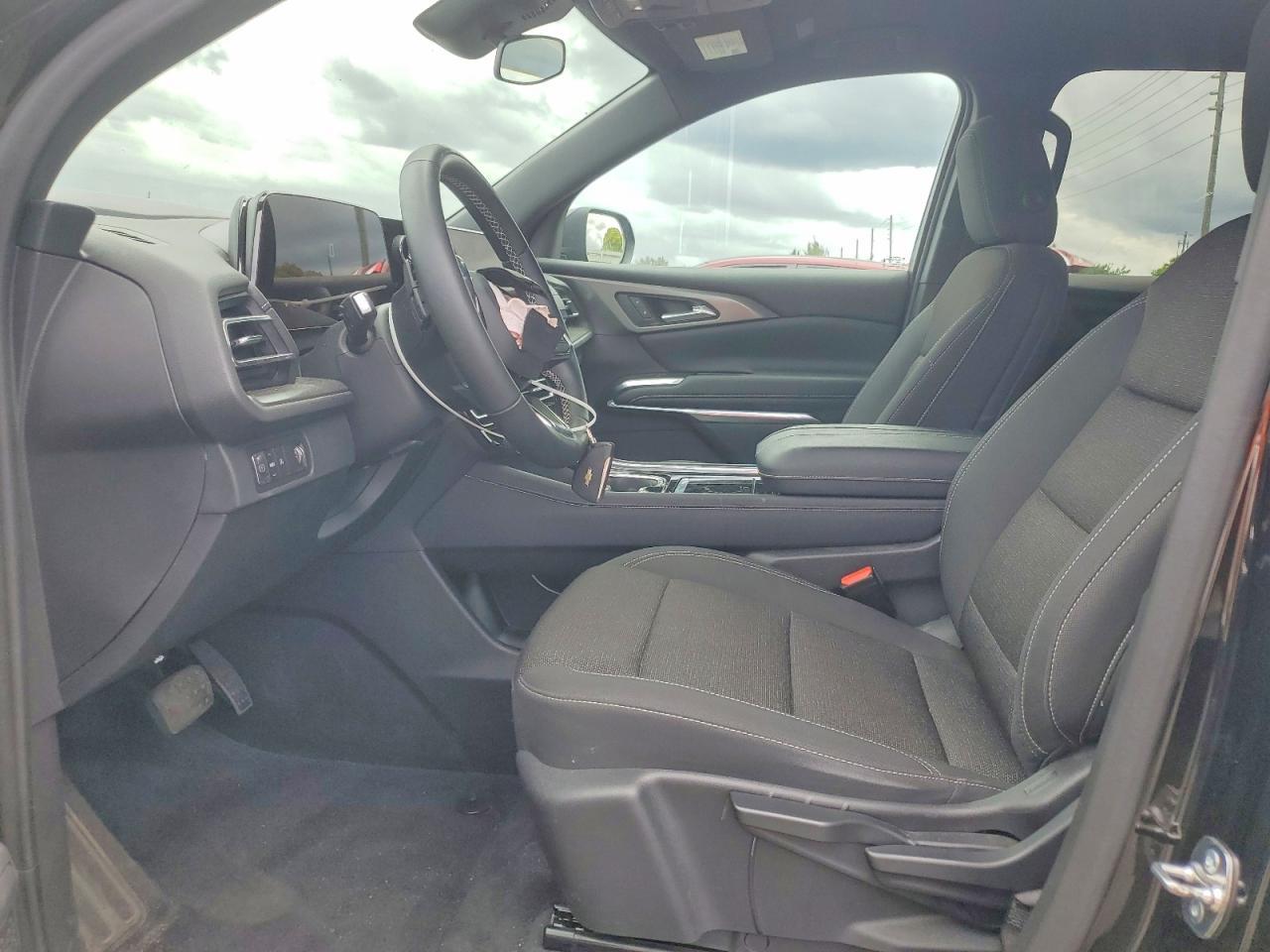 2024 Chevrolet Traverse Ls - zdjęcie 7