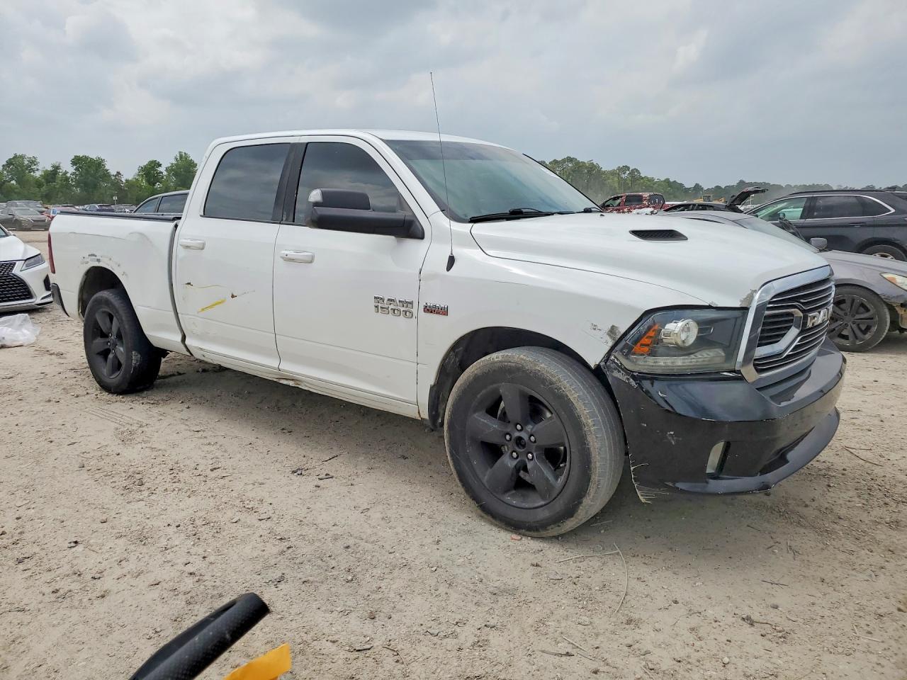 2017 Ram 1500 Sport - zdjęcie 4