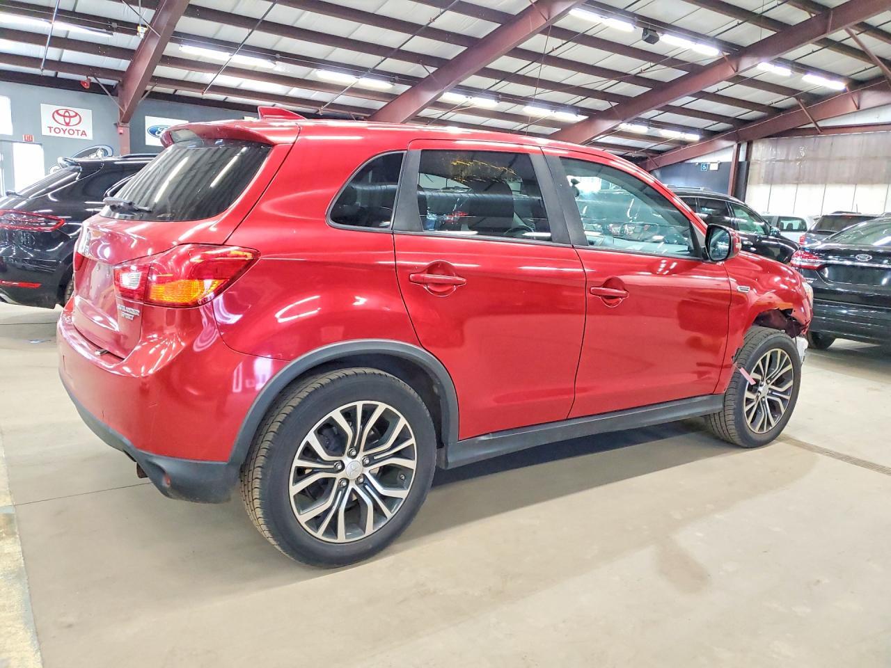 2017 Mitsubishi Outlander Sport Es - zdjęcie 3