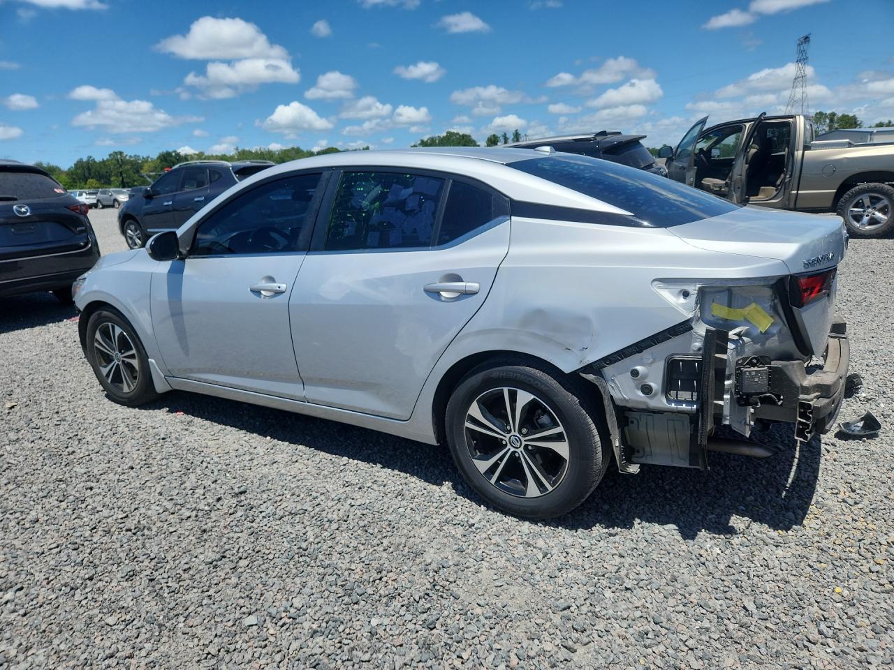 2021 Nissan Sentra Sv - zdjęcie 2