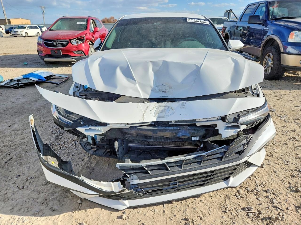 2024 Hyundai Elantra Sel - zdjęcie 5