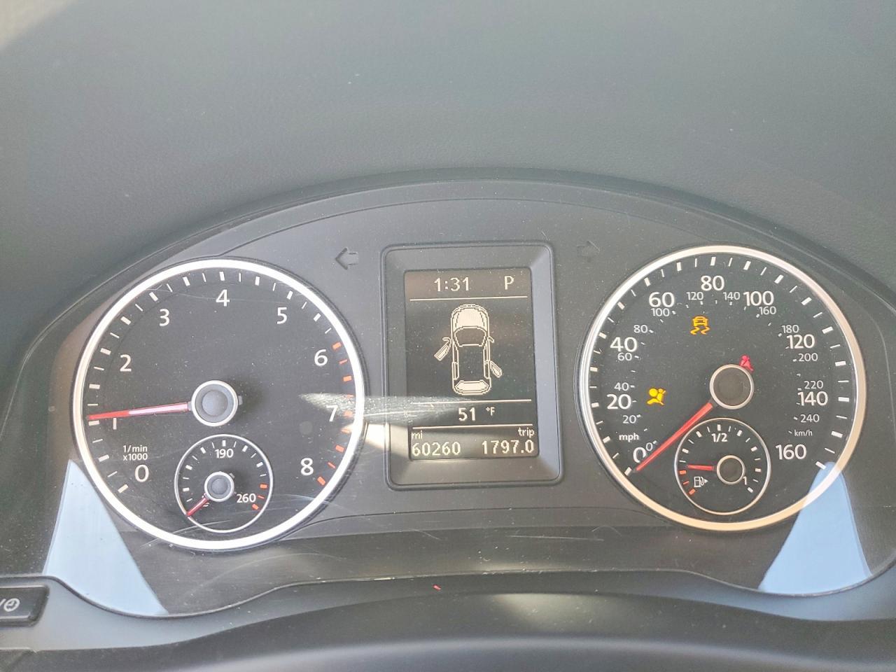 2017 Volkswagen Tiguan S - zdjęcie 9