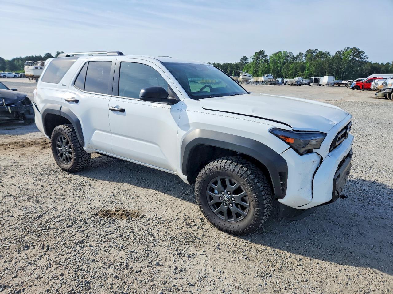 2025 Toyota 4Runner Sr5 - zdjęcie 4