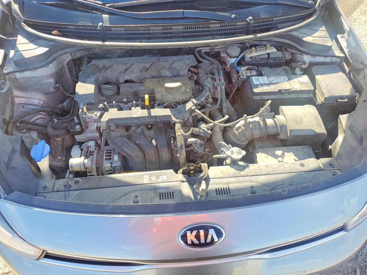 2021 Kia Rio S - zdjęcie 11