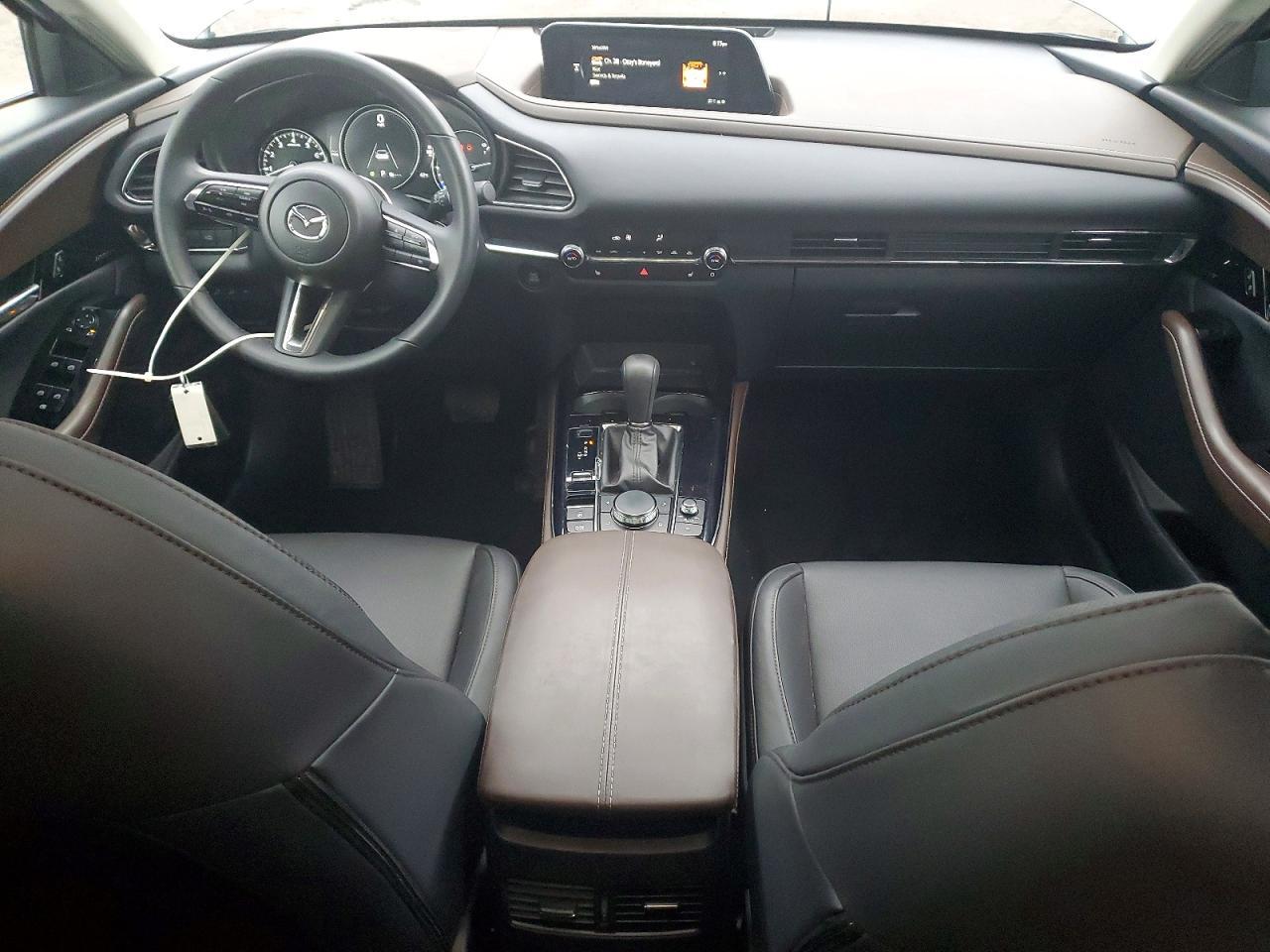 2025 Mazda Cx-30 Premium - zdjęcie 8
