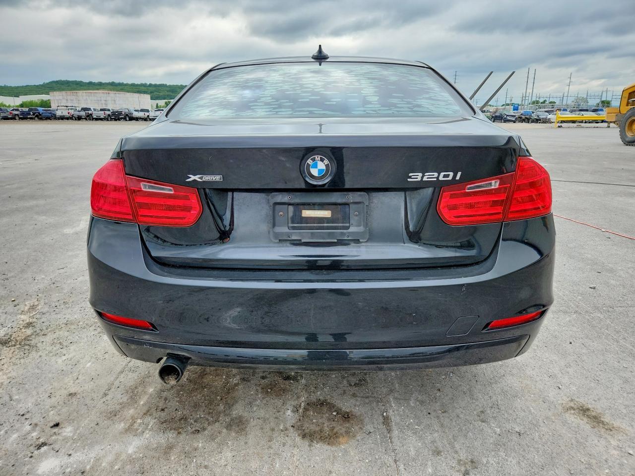 2014 BMW 320 I xDrive - zdjęcie 6