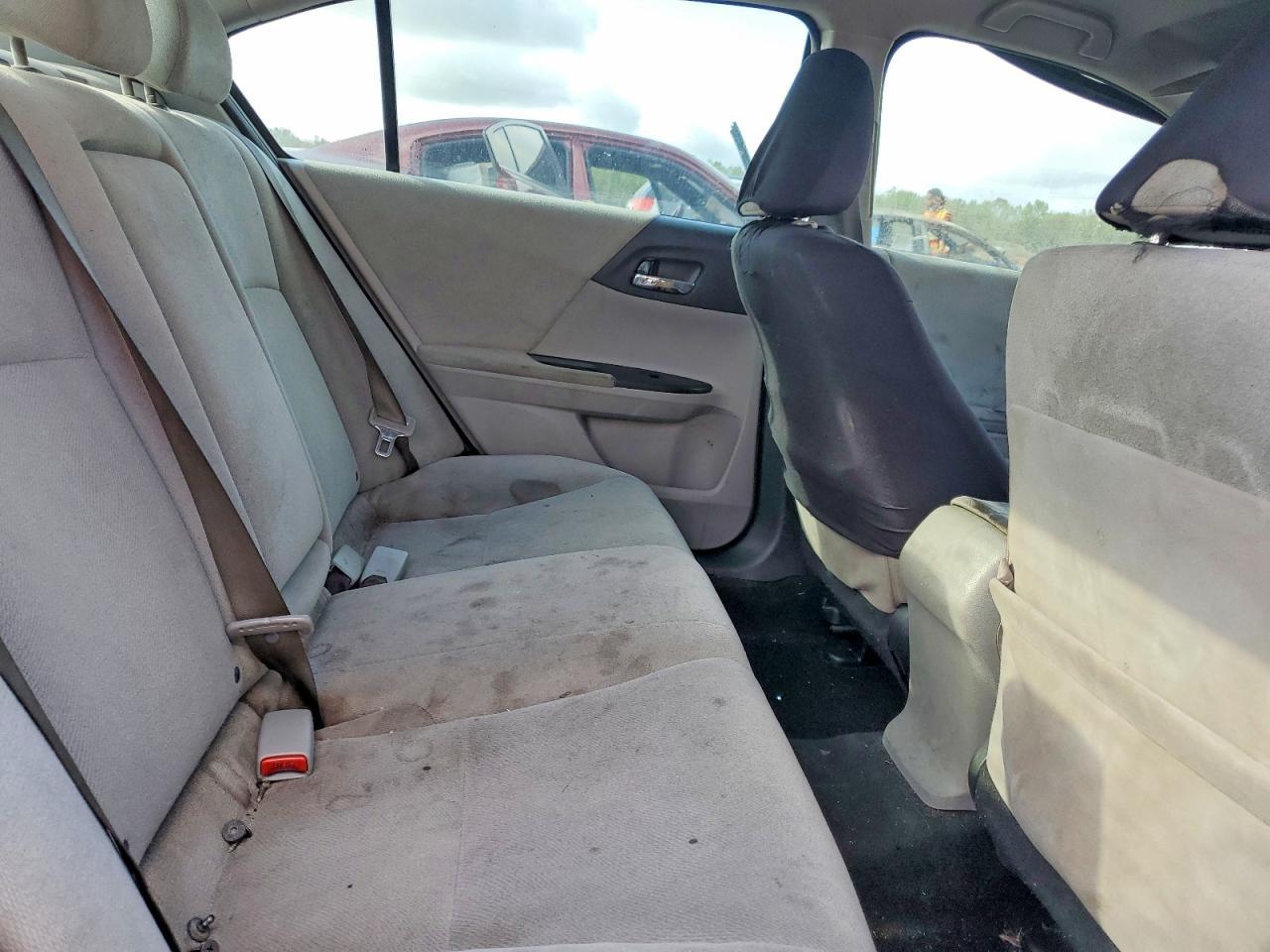 2013 Honda Accord Lx - zdjęcie 10