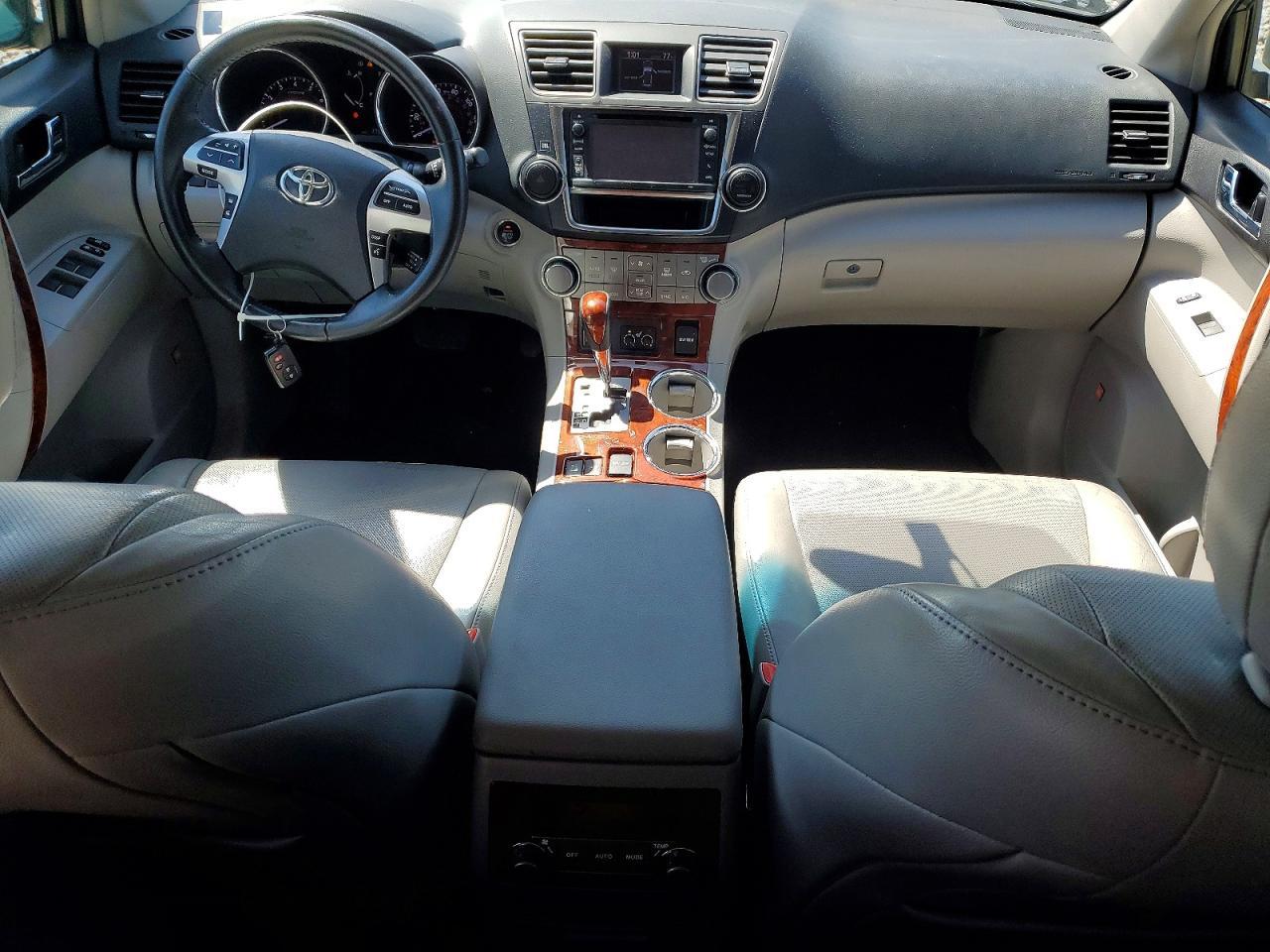 2013 Toyota Highlander Limited - zdjęcie 8