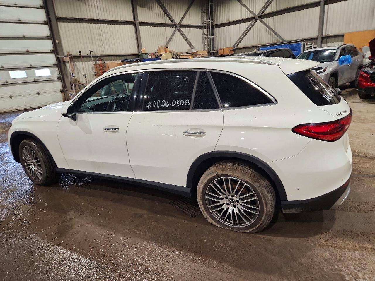 2024 Mercedes Benz Glc 300 4Matic - zdjęcie 2