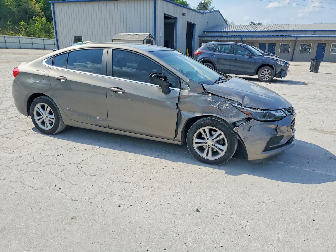 2017 Chevrolet Cruze Lt - zdjęcie 4