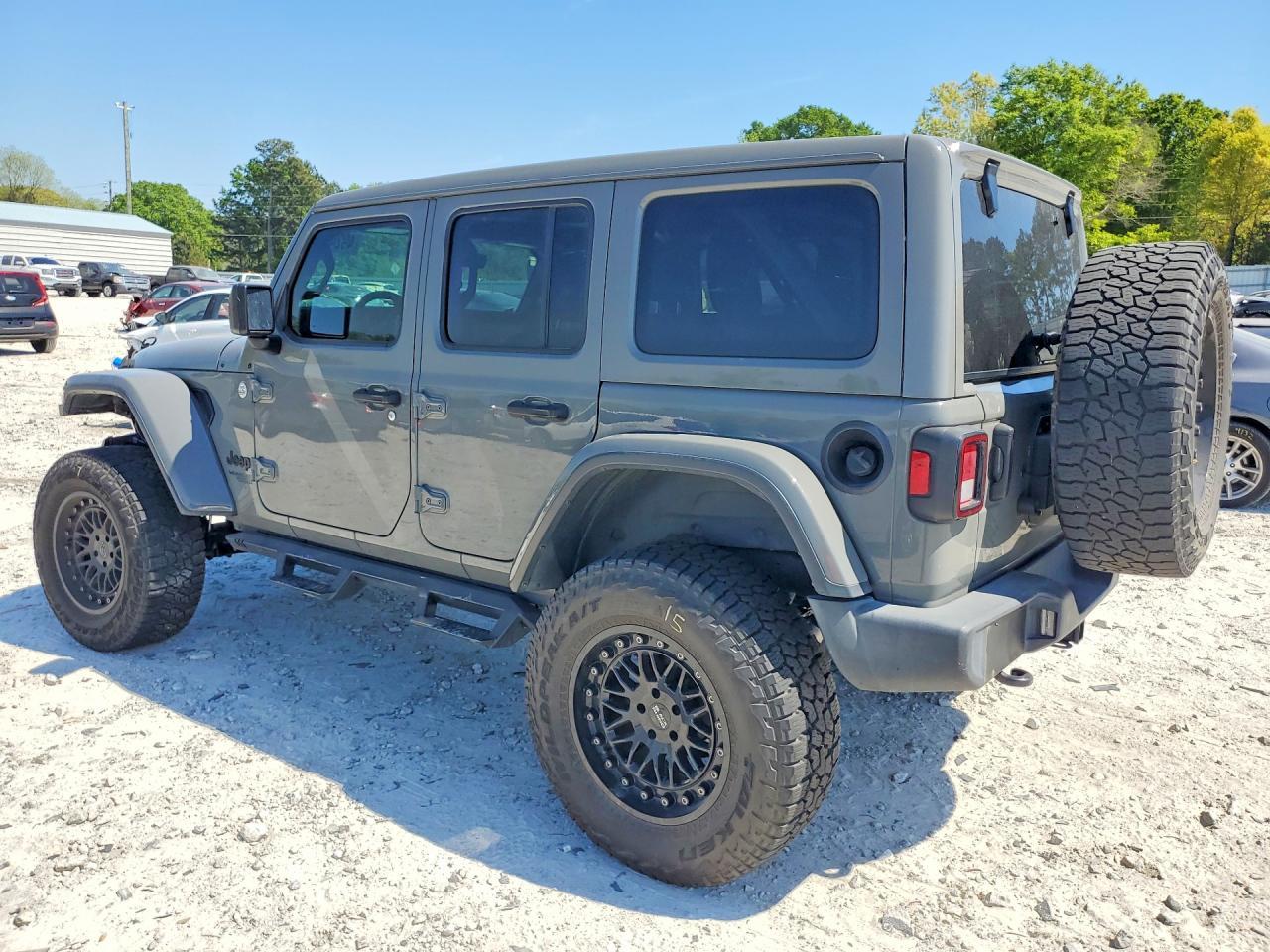 2021 Jeep Wrangler Unlimited Sport - zdjęcie 2