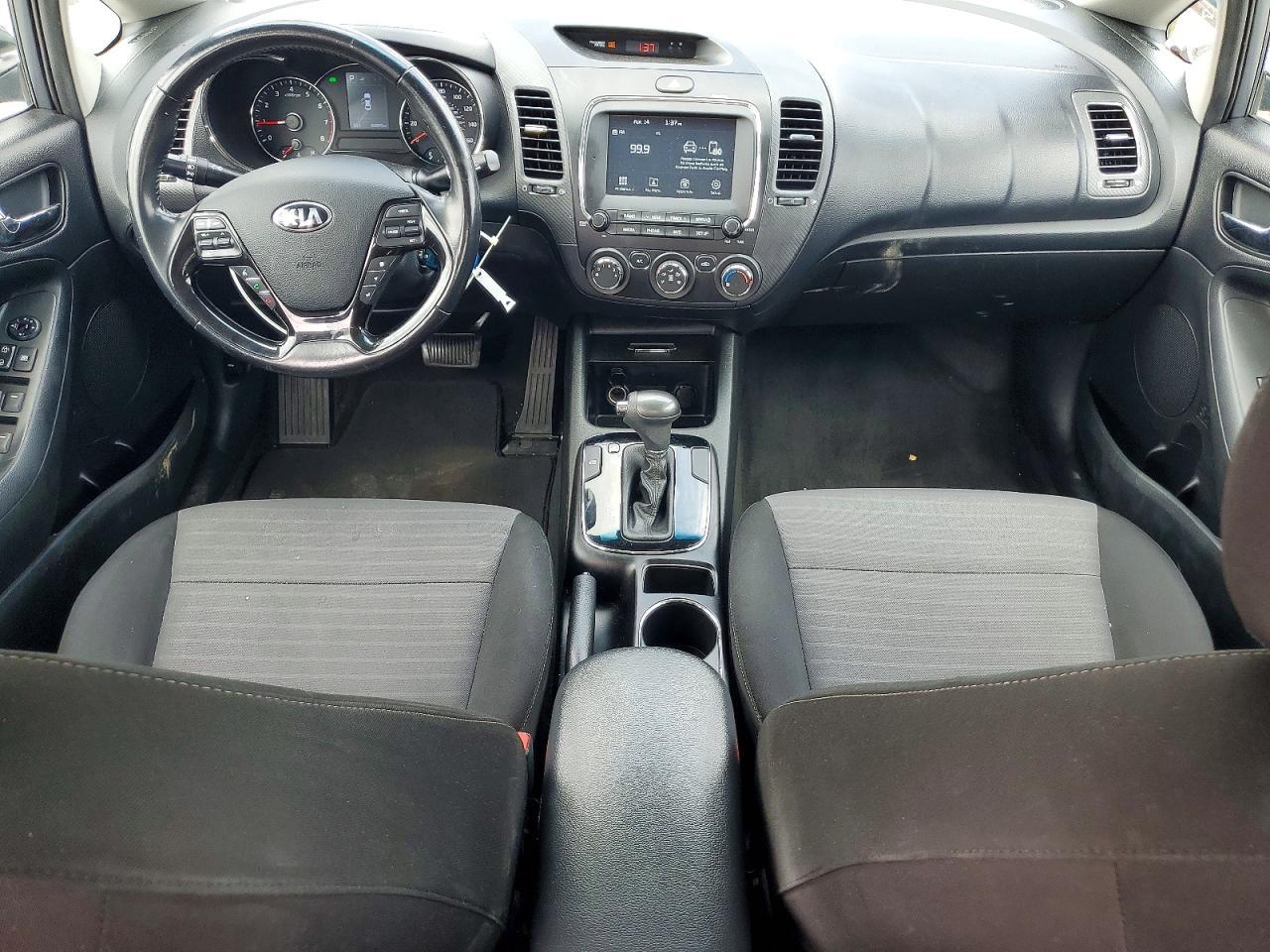 2018 Kia Forte S - zdjęcie 8