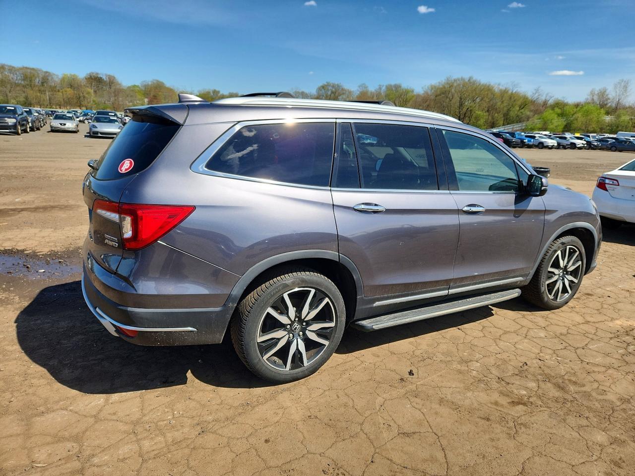 2019 Honda Pilot Touring - zdjęcie 3
