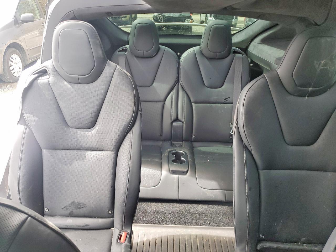 2024 Tesla Model X - zdjęcie 10