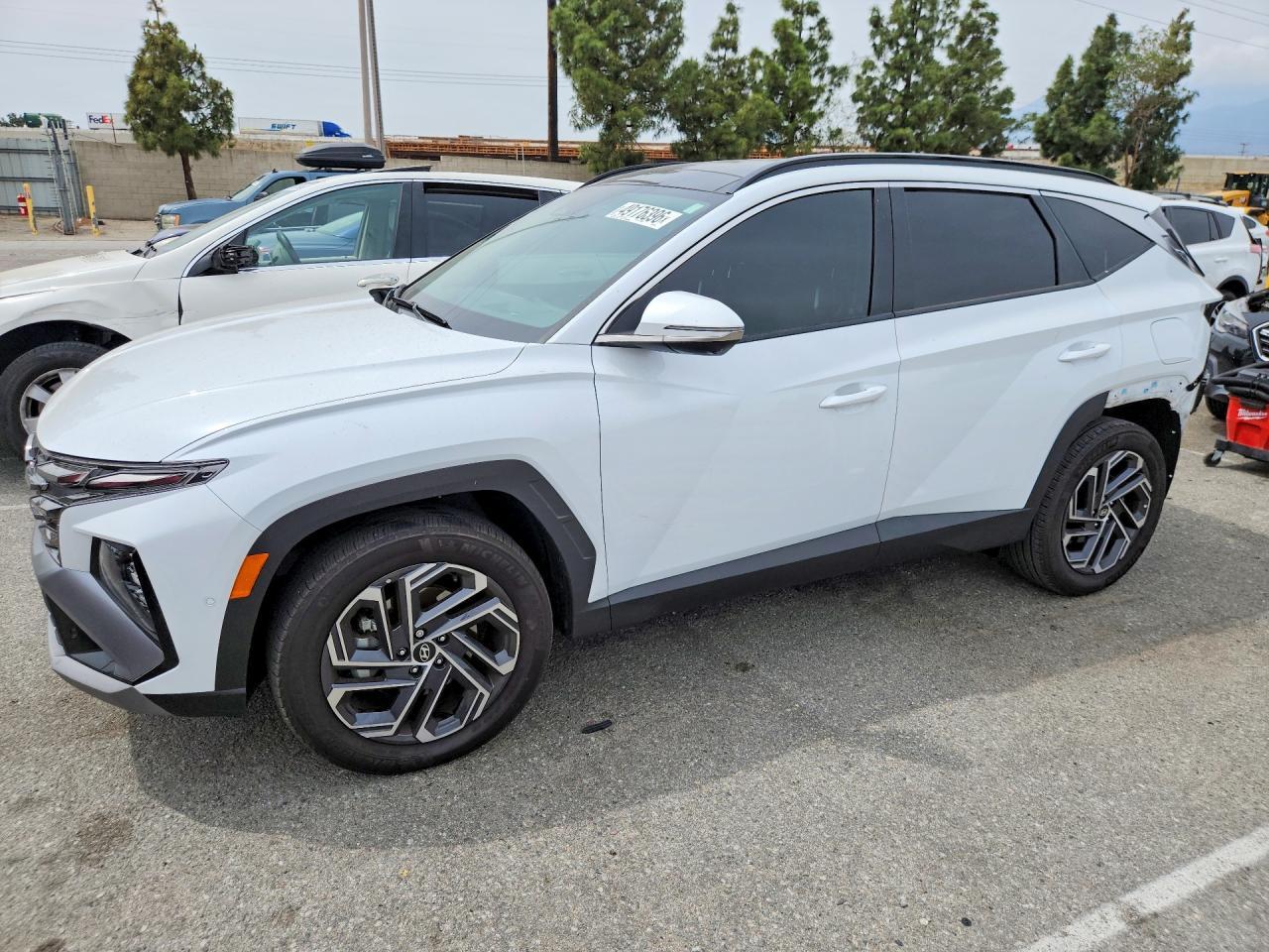 2025 Hyundai Tucson Hybrid Limited - zdjęcie główne