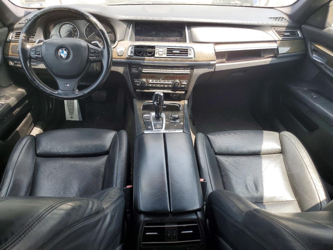 2013 BMW 750 Li - zdjęcie 8