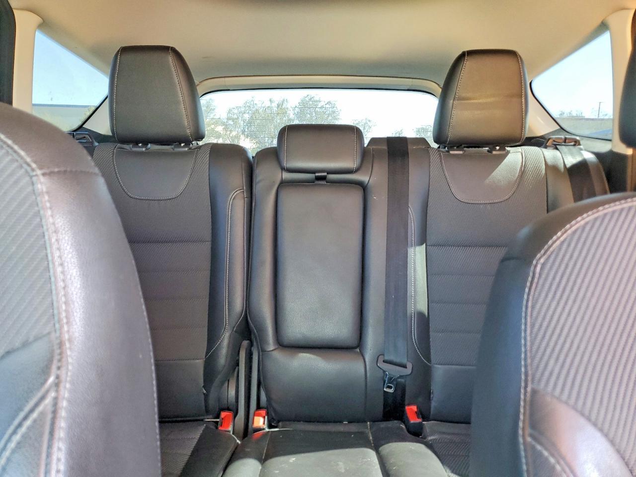 2013 Ford Escape Titanium - zdjęcie 10